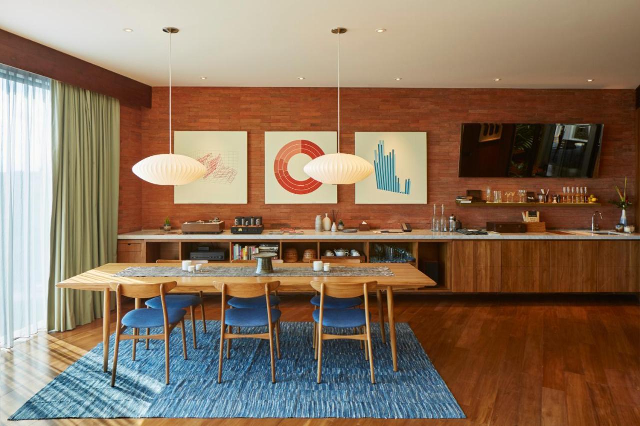 Potato Head Suites & Studios Seminyak Eksteriør bilde A kitchen in a private home