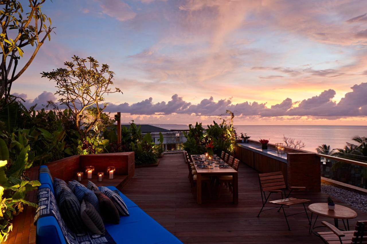 Potato Head Suites & Studios Seminyak Eksteriør bilde The Deck at the Westin Maldives