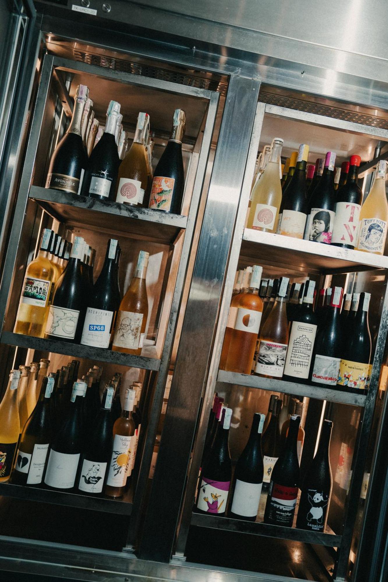 Potato Head Suites & Studios Seminyak Eksteriør bilde Natural wine at a wine bar in Paris