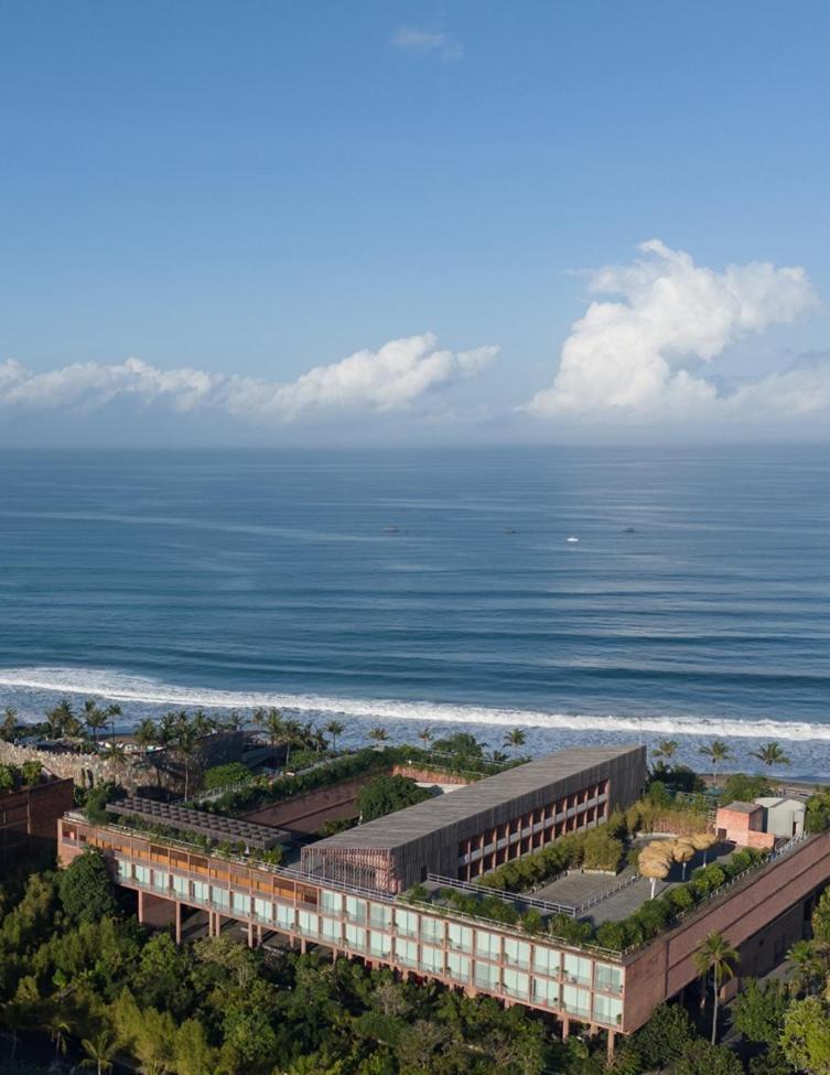 Potato Head Suites & Studios Seminyak Eksteriør bilde View of the Atlantic Ocean from the city of Fortaleza