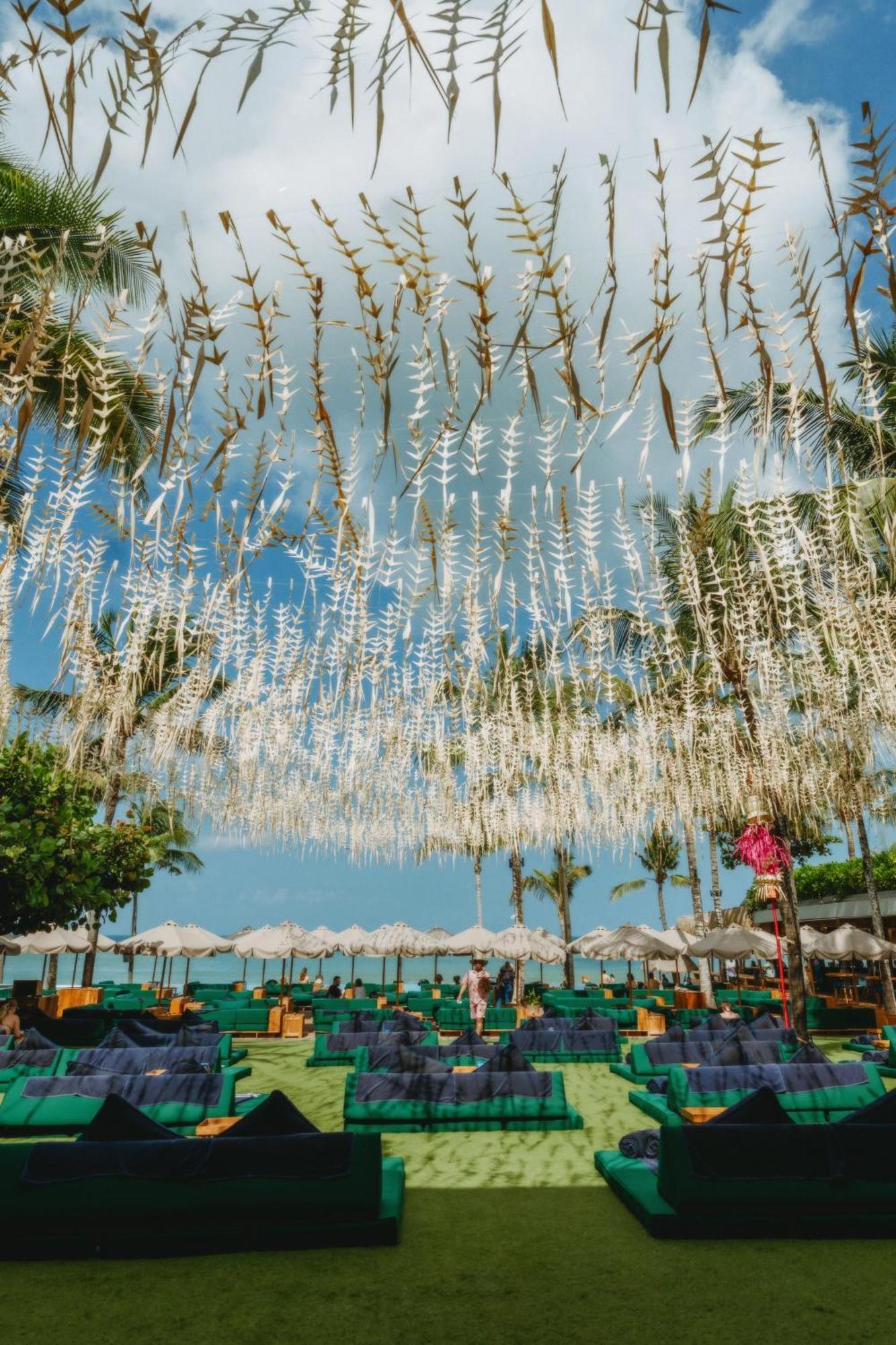 Potato Head Suites & Studios Seminyak Eksteriør bilde Wisteria at the beach