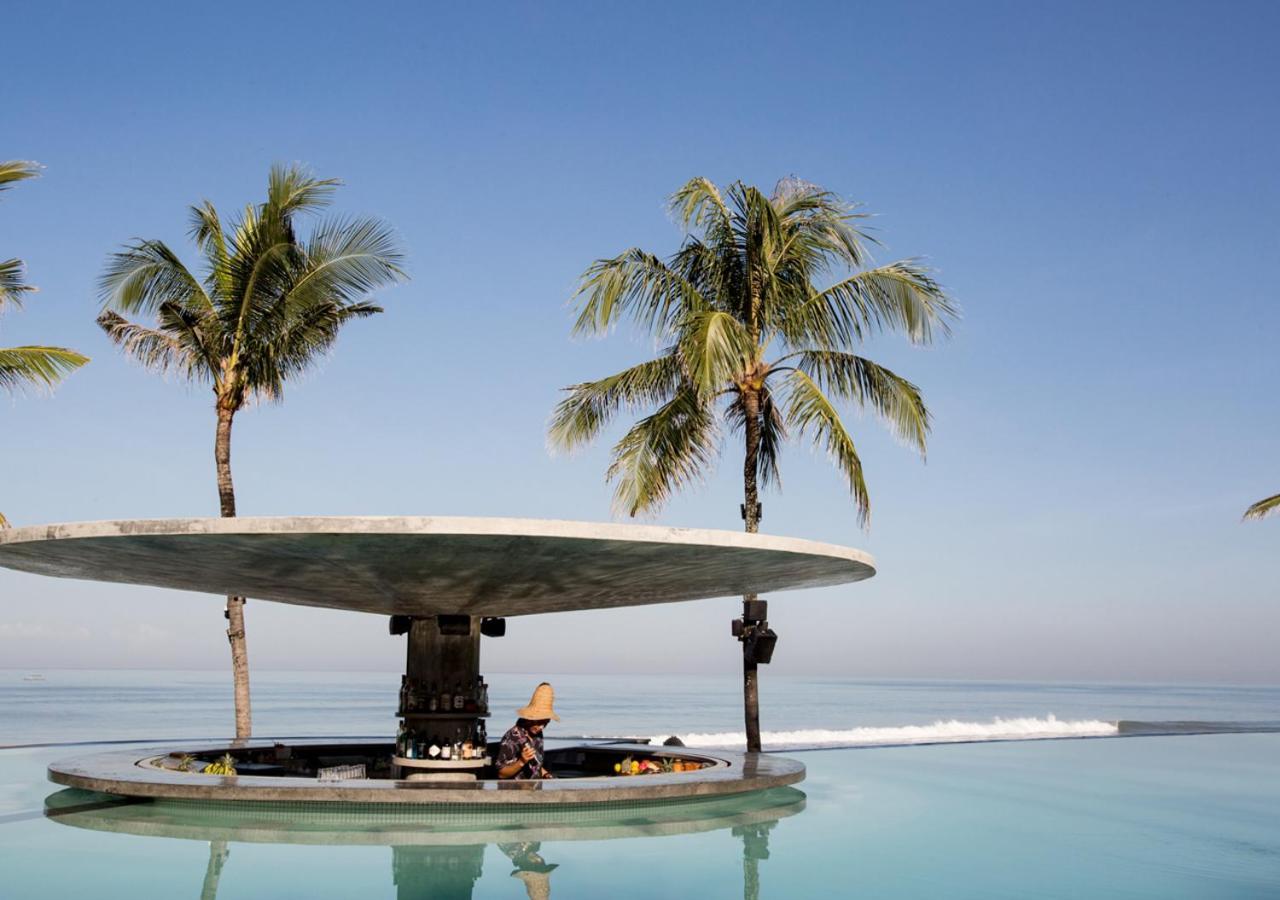 Potato Head Suites & Studios Seminyak Eksteriør bilde The bar at the resort