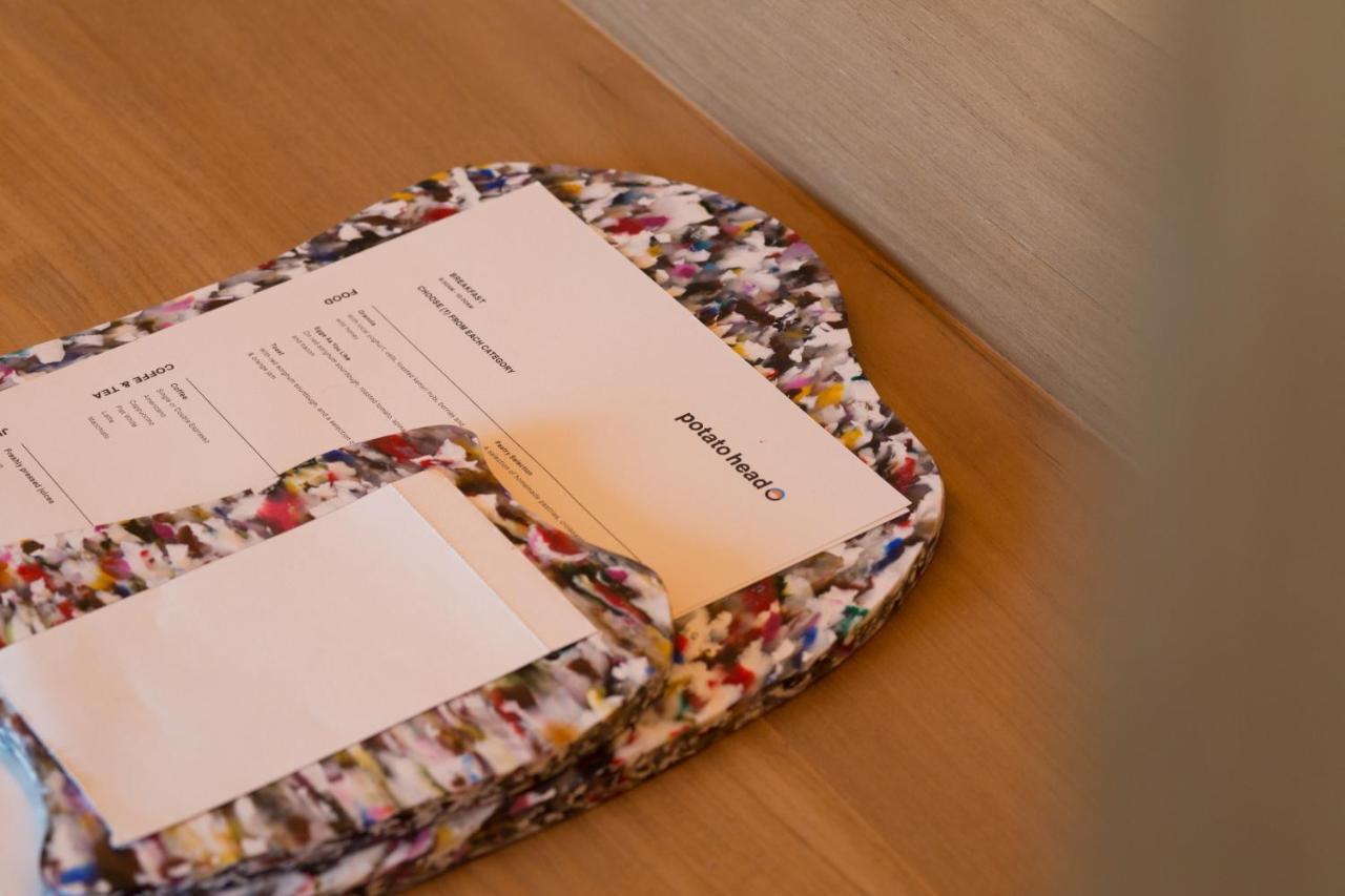 Potato Head Suites & Studios Seminyak Eksteriør bilde A letter tray
